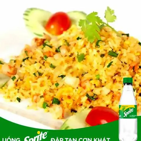 Hình ảnh Cơm Chiên Dương Châu - Chai Sprite 300ml