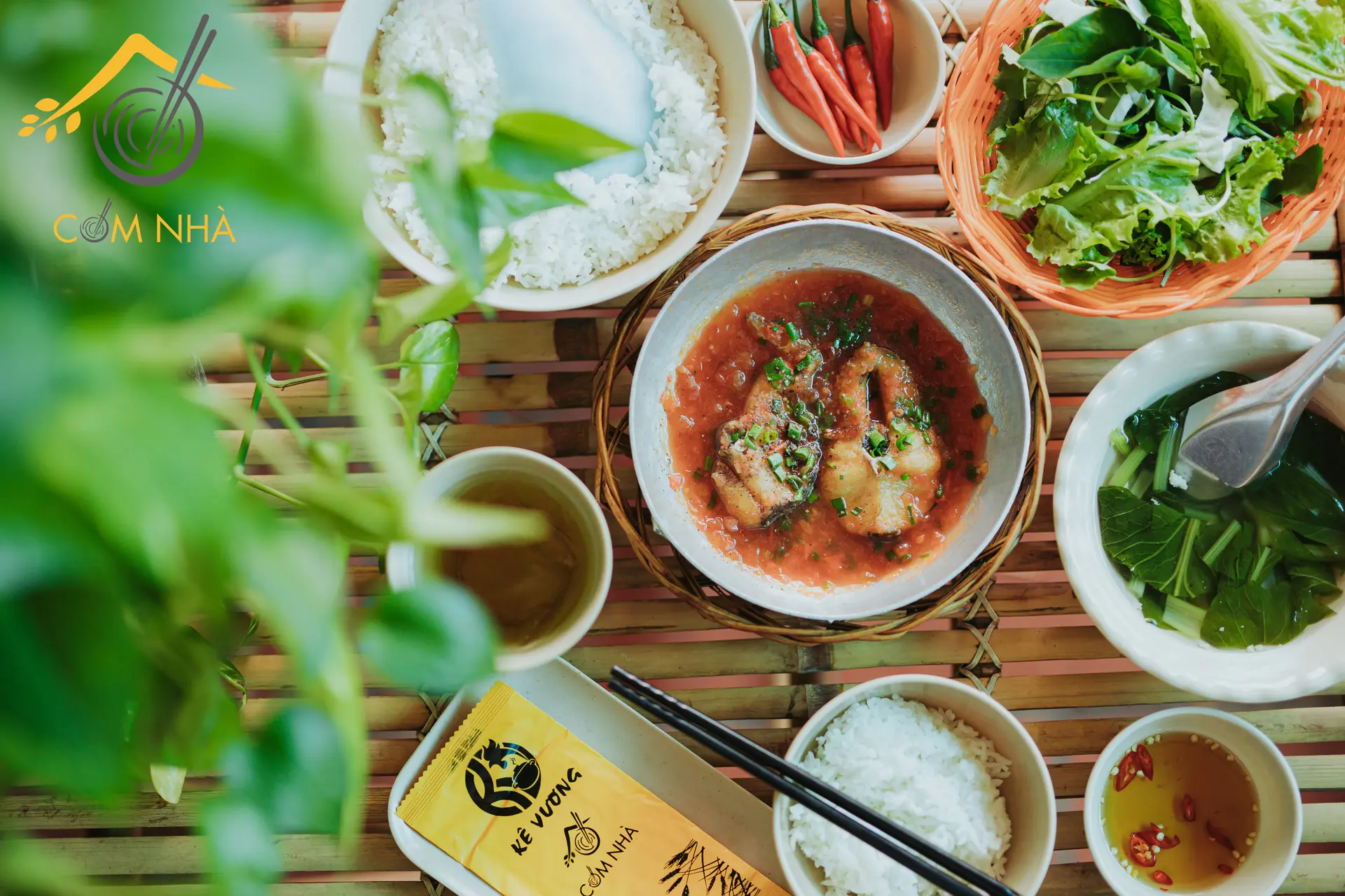 Hình ảnh Cơm Cá Nục Xốt Cà