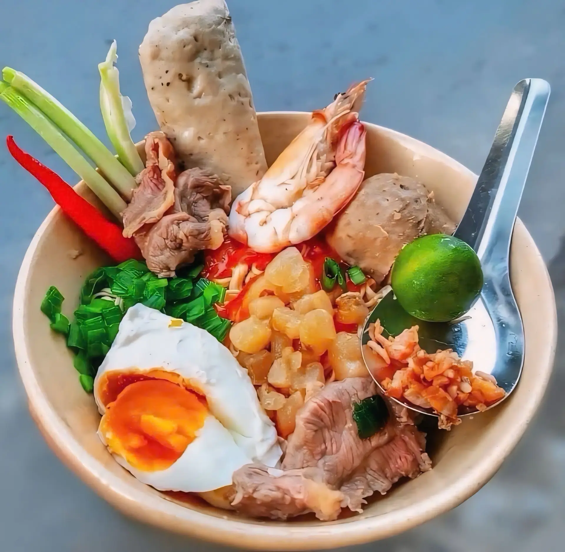 Hình ảnh Mì Trộn Full Topping