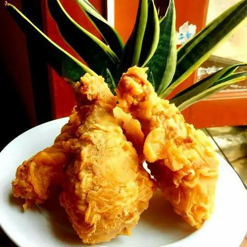 Hình ảnh Combo gà rán + khoai tây chiên lớn