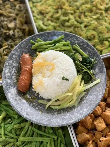 Hình ảnh Cơm Chay Xúc Xích