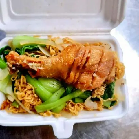 Hình ảnh Mì Xào Đùi Gà
