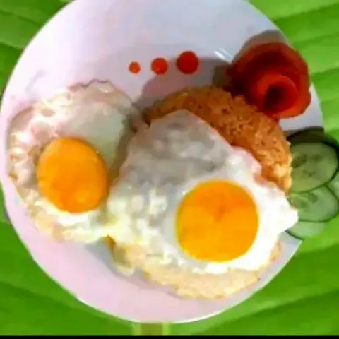 Hình ảnh Cơm Chiên Ốp La (1 Trứng Nhe)