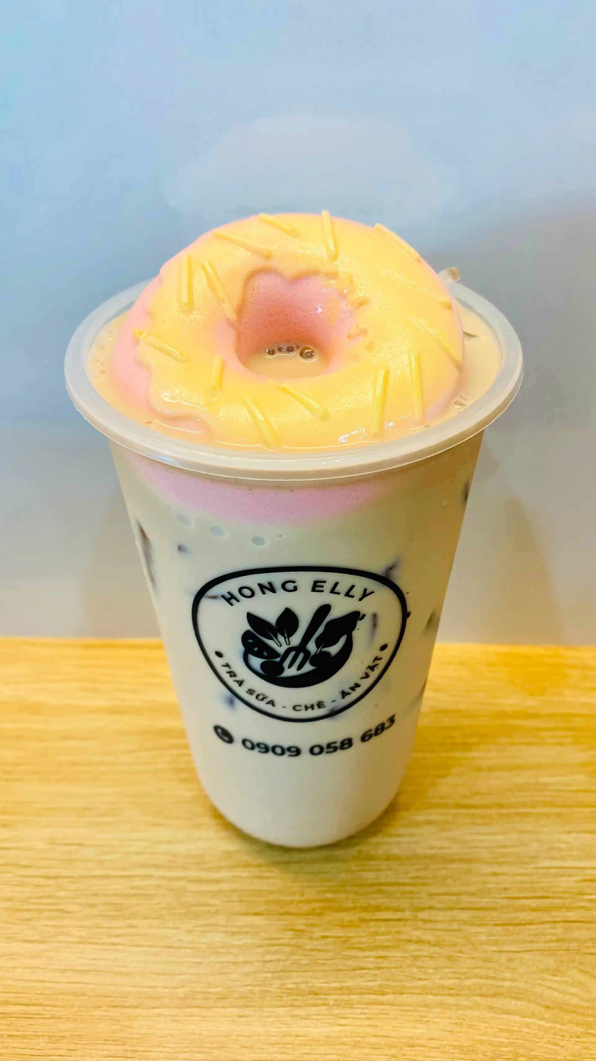 Hình ảnh Trà Sữa Khúc Bạch Donut Size lớn 700ml