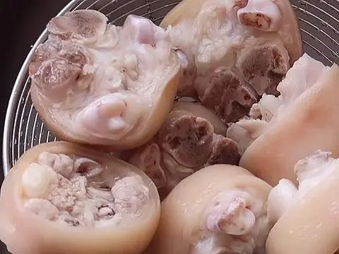 Hình ảnh Giò Heo