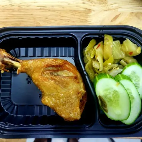 Hình ảnh Đùi gà nhỏ chiên vàng không cơm
