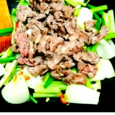 Hình ảnh Cơm chiên Bò Xào Củ Hành tây 