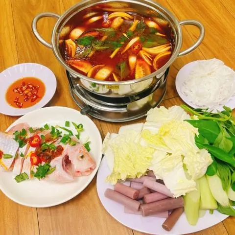 Hình ảnh Lẩu Cá Diêu Hồng Nhỏ ( Lẩu 1 - 2 Người , ComBo Rau Bún Mắm Nhĩ free )