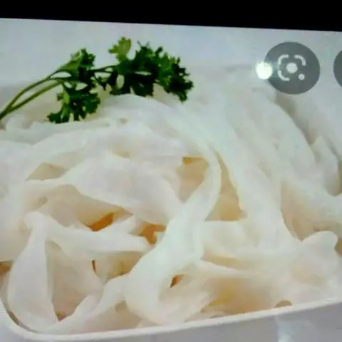 Hình ảnh Bánh phở thêm