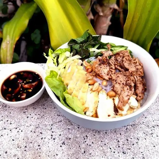Hình ảnh Bún nước tương thịt xào
