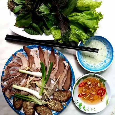 Hình ảnh Lòng thập cẩm dĩa nhỏ