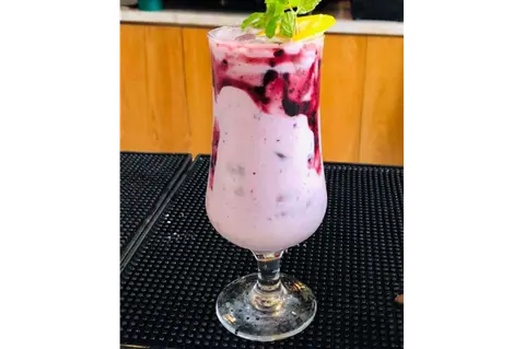 Hình ảnh YOGURT SHAKE PHÚC BỒN TỬ