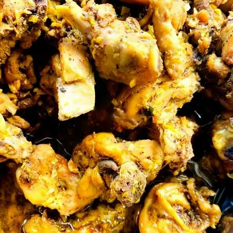 Hình ảnh Cơm Gà kho sả ớt