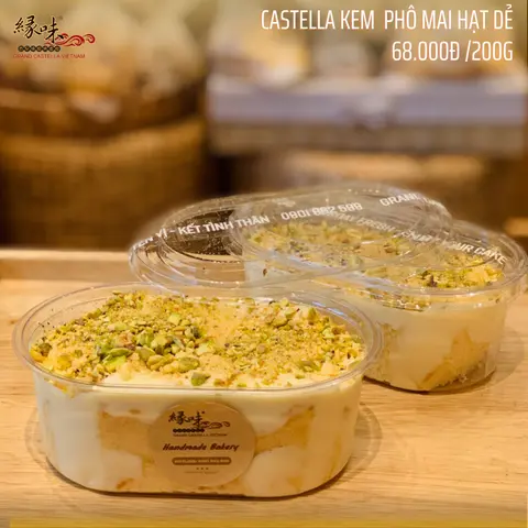 Hình ảnh Bánh Castella Kem Phô Mai Hạt Dẻ