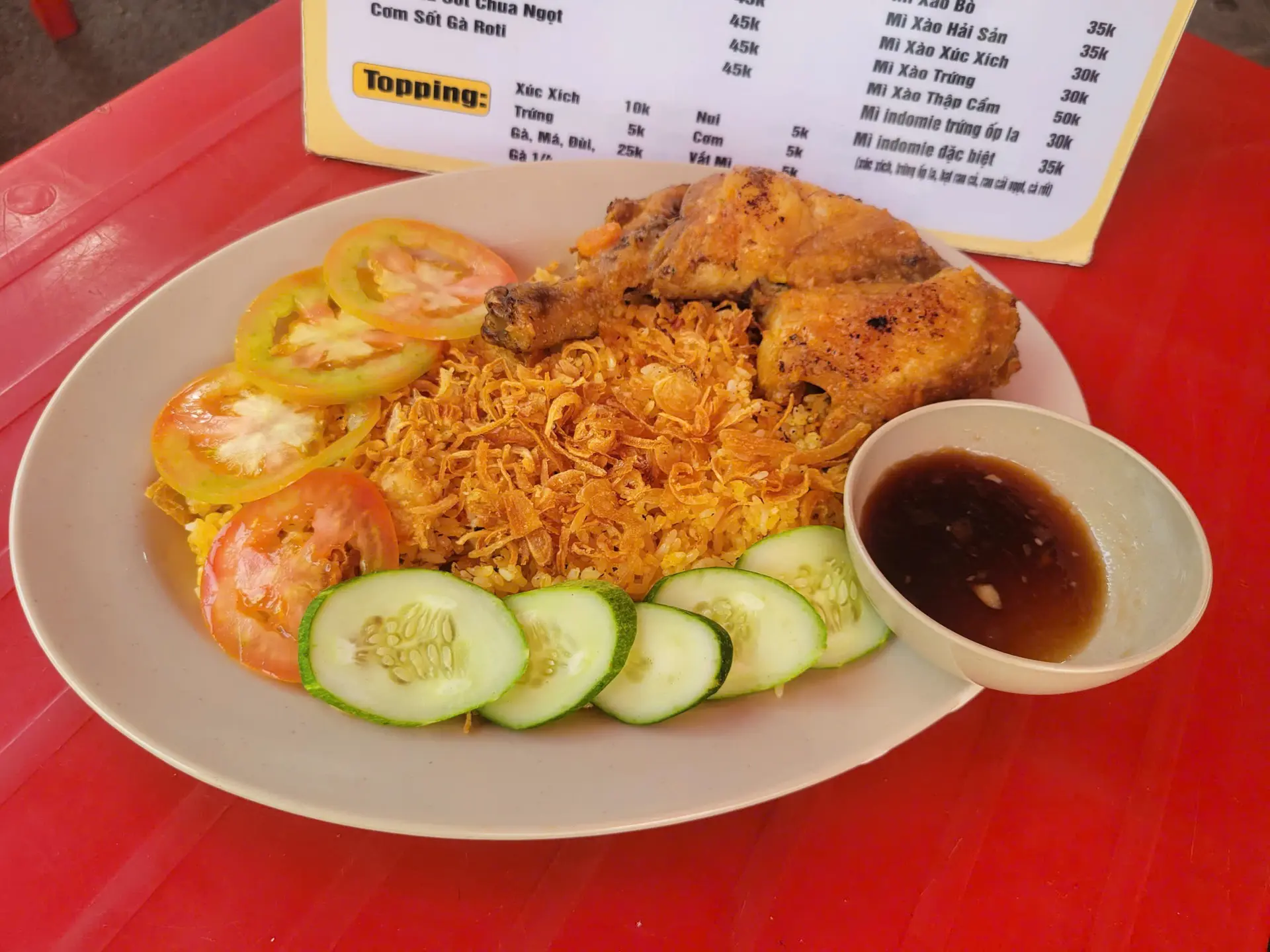 Hình ảnh Cơm Gà Sốt Sambal Siêu Cay Mã Lay