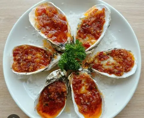 Hình ảnh Hàu đại dương nướng sate 10 con