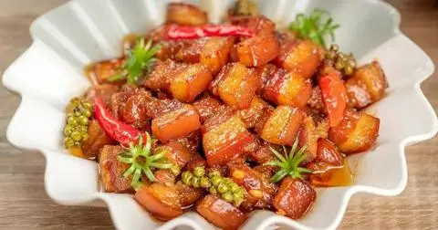 Hình ảnh Thịt kho sốt cà chua