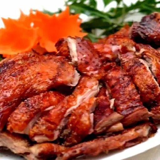 Hình ảnh Vịt quay 1 con tặng bún