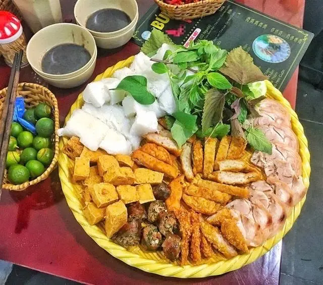 Hình ảnh Bún Đậu Khổng Lồ