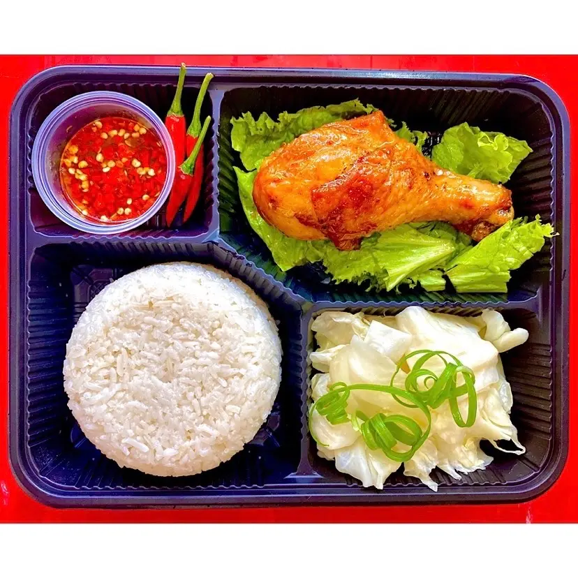 Hình ảnh Cơm Đùi Gà Chiên Nước Mắm