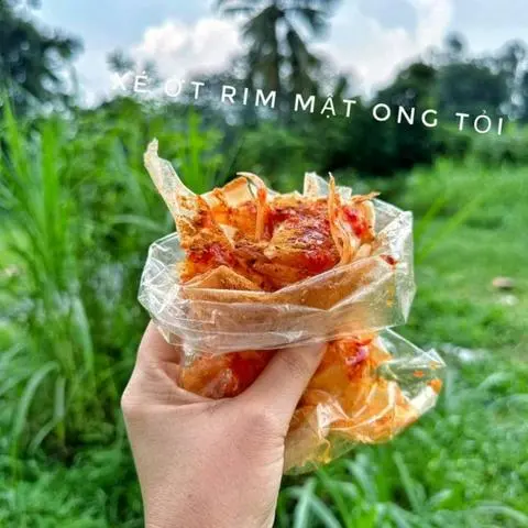 Hình ảnh Bánh tráng ớt rim mật ong