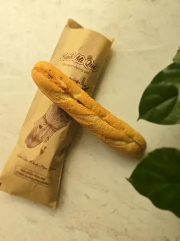 Hình ảnh Bánh mì que Patê chà bông