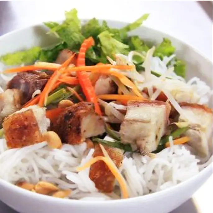 Hình ảnh Bún mắm nêm heo quay