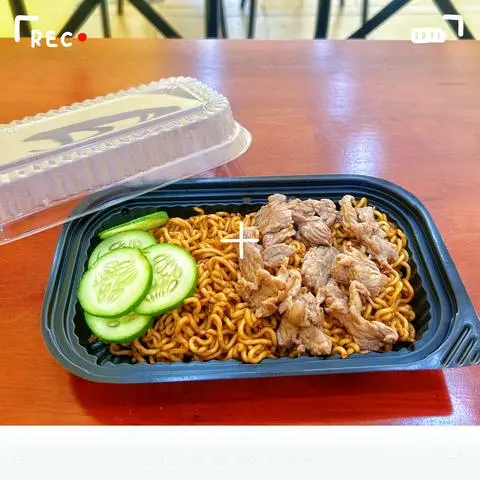 Hình ảnh Mì trộn sốt cay bò - trà tắc