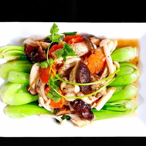 Hình ảnh Cải thìa xào nấm đông cô