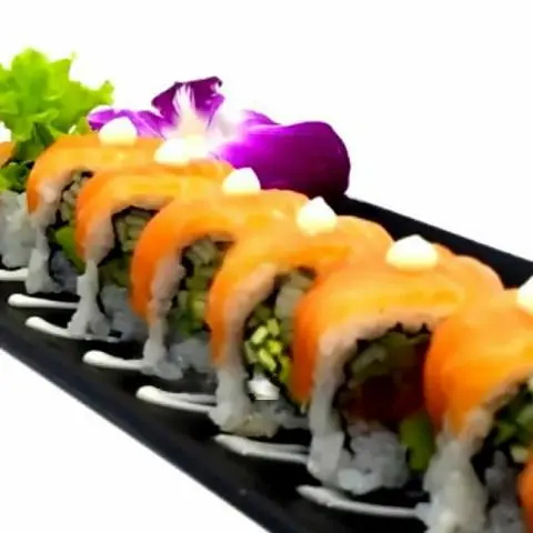 Hình ảnh Sushi cá hồi đặc biệt