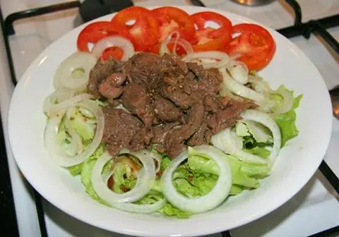 Hình ảnh Salad bò xào (không kèm cơm)
