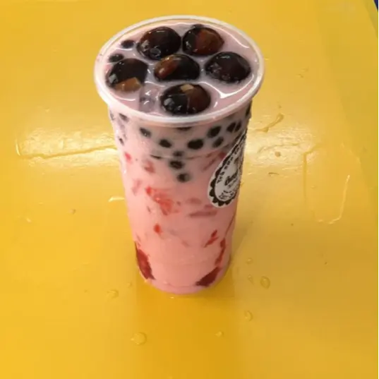 Hình ảnh Sữa Tươi Sốt Dâu Phô Mai Cà Phê