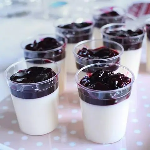 Hình ảnh Pannacotta việt quất lớn 140gr