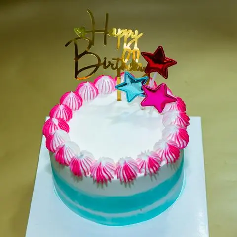 Hình ảnh Bánh kem sữa tươi 18cm