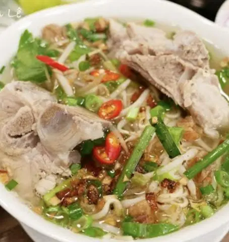 Hình ảnh Hủ Tiếu Mì Xương 