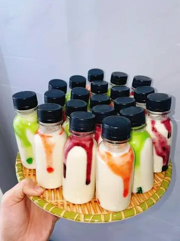Hình ảnh Sữa chua trái cây chai 120ml