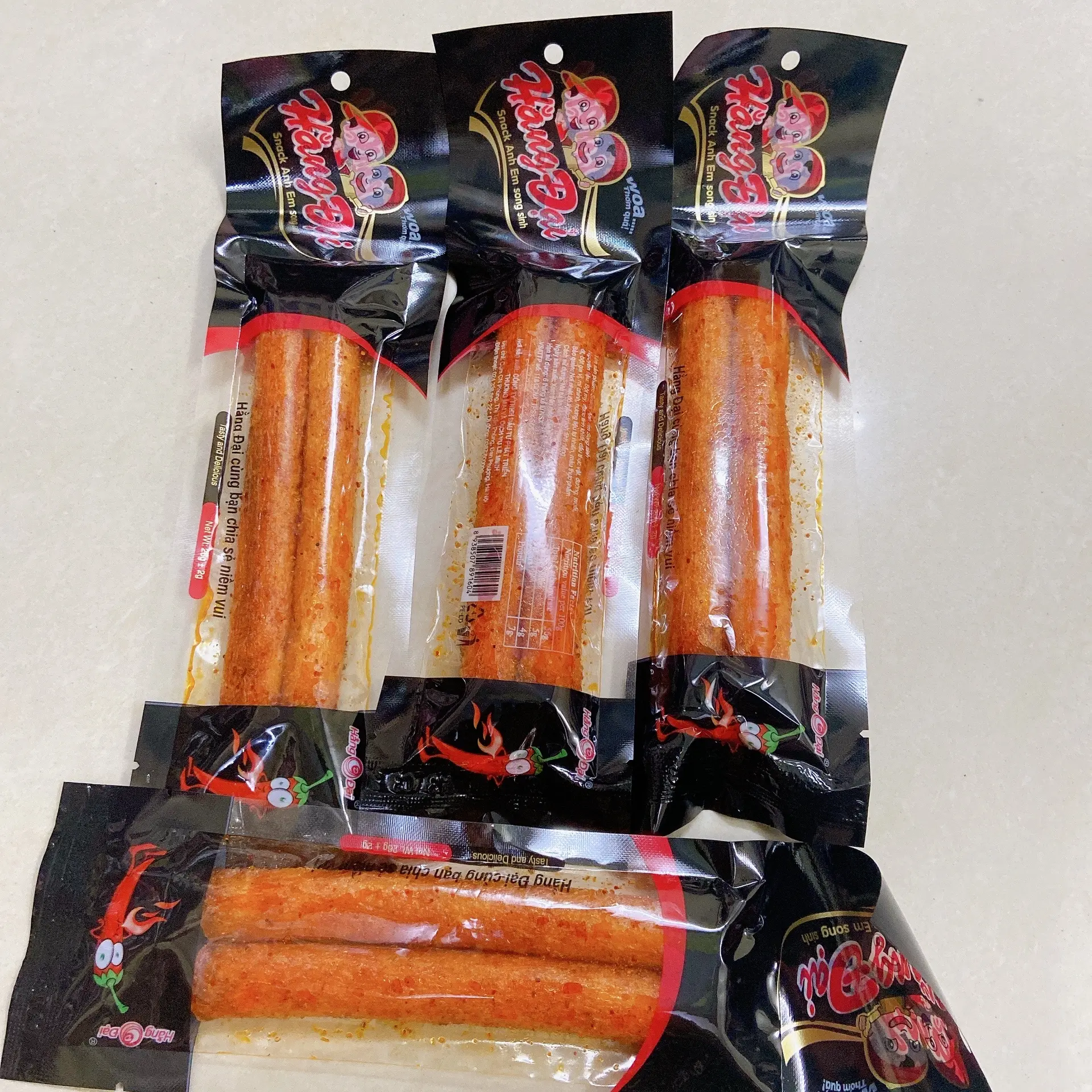 Hình ảnh 2 Gói Snack Dẻo Cay Anh Em Song Sinh