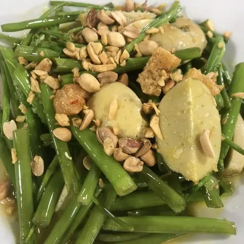 Hình ảnh Trứng Nướng xào Rau muống 