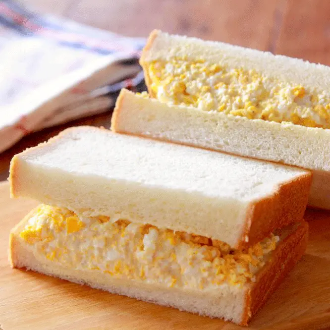 Hình ảnh Sandwich  Trứng Khuấy Chà bông - ngon 