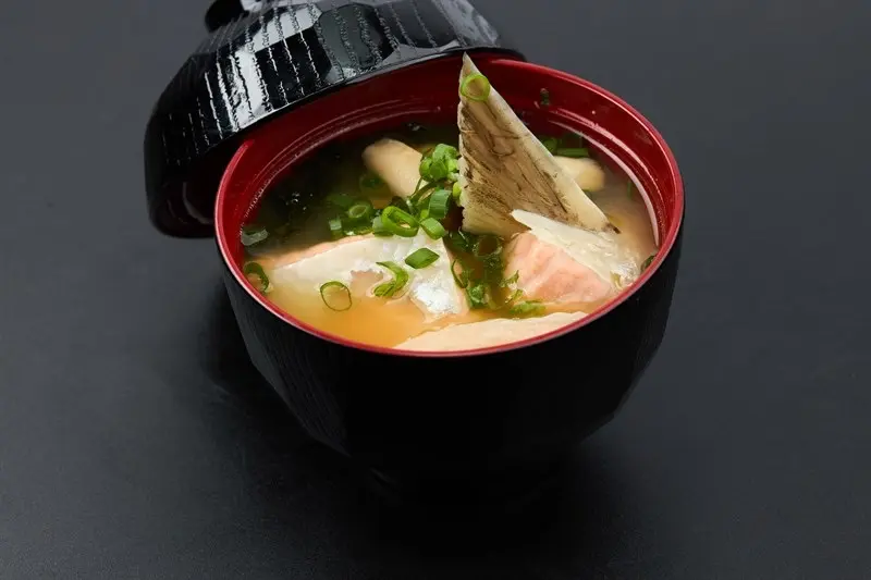 Hình ảnh Súp Miso Cá Hồi