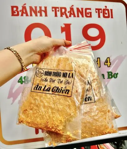 Hình ảnh Bánh Tráng Xike Tỏi