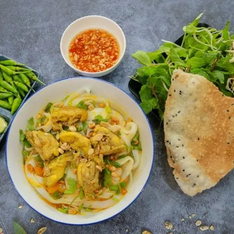 Hình ảnh Mì Quảng Gà Ta (Đặc Biệt)