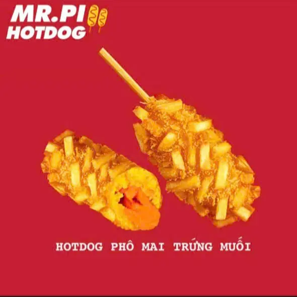 Hình ảnh hotdog phô mai trứng muối phủ khoai tây