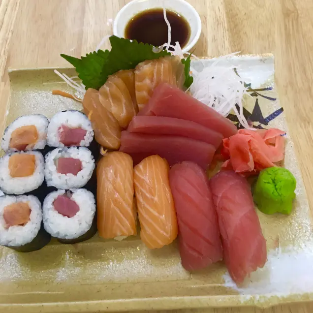 Hình ảnh Combo Sushi 14