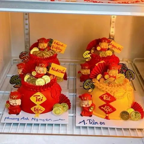 Hình ảnh  Bánh kem thần tài size 17 
