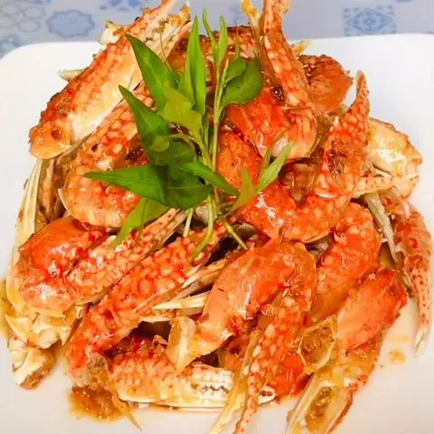 Hình ảnh Càng ghẹ xào bơ tỏi