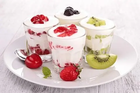 Hình ảnh Sữa Chua Cherry + Hạt Đác