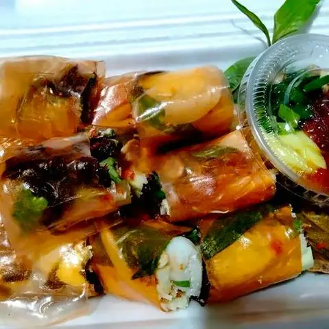 Hình ảnh Bánh cuốn thường - kèm sốt me bơ sate