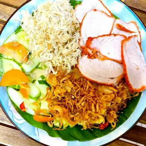 Hình ảnh Xôi xéo thịt xá xíu chà bông