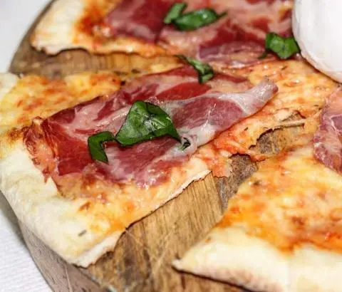Hình ảnh Coppa Ham Pizza - M 
